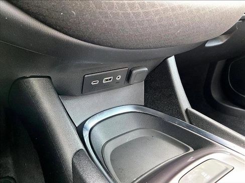 Used 2022 Chevrolet Malibu LT image 26