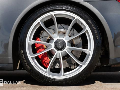 Used 2019 Porsche 911 GT3 image 10