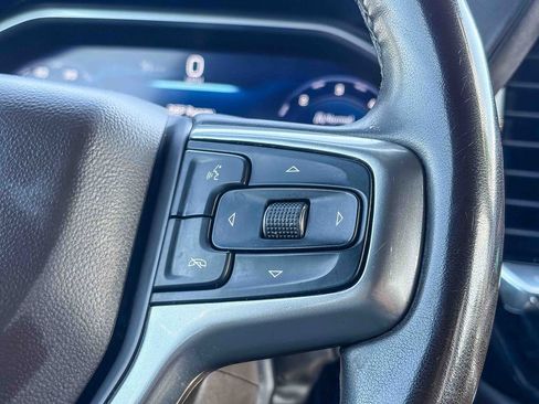 Used 2023 Chevrolet Silverado 1500 LT AWD/4WD image 20