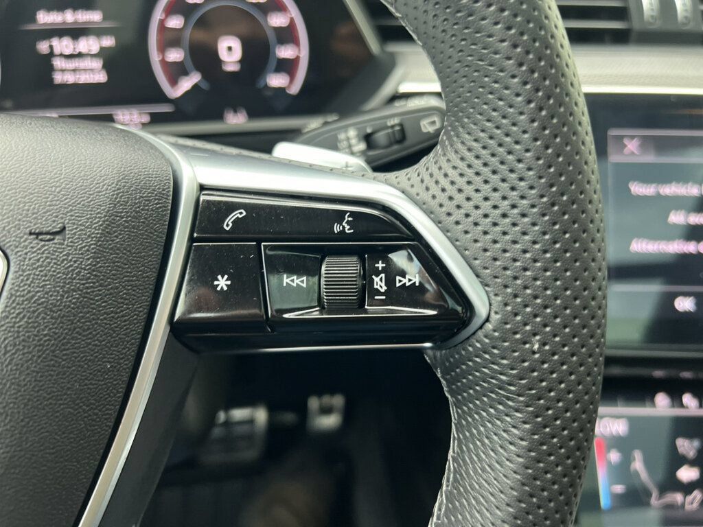 Used 2024 Audi Q8 e-tron Prestige w/ Prestige Package AWD/4WD image 19