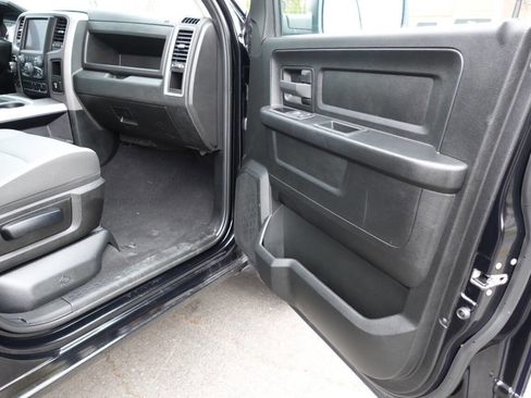 Used 2023 RAM 1500 Express w/ Wheel & Sound Group AWD/4WD image 34