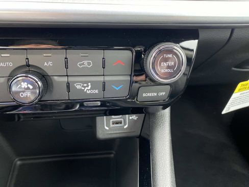 New 2026 Jeep Compass Limited image 10