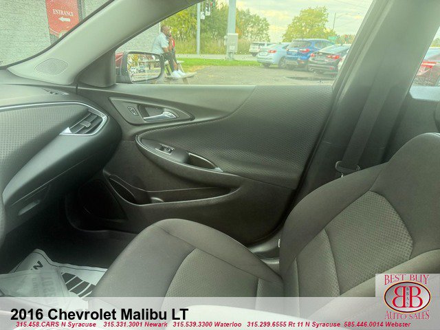 Used 2016 Chevrolet Malibu LT w/ Driver Confidence Package FWD image 20
