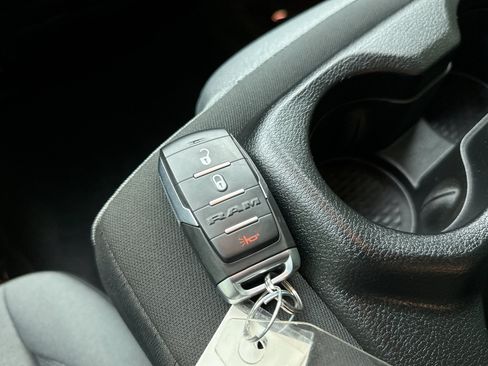 Used 2023 RAM 1500 Big Horn AWD/4WD image 21