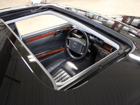 Used 2004 Volkswagen Phaeton V8 AWD/4WD image 25