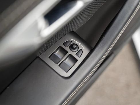 Used 2017 Jaguar F-TYPE S RWD image 41