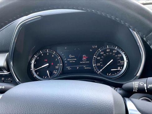 Used 2020 Toyota Highlander Limited FWD image 25