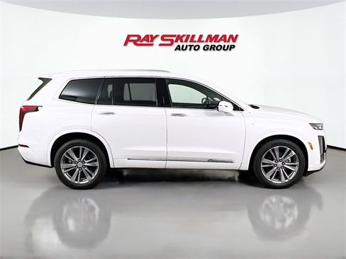 Used 2024 Cadillac XT6 Premium Luxury w/ LPO, Floor Liner Package image 8