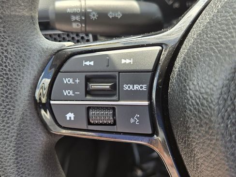 Used 2023 Honda Civic LX image 25