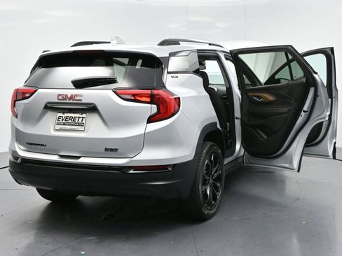 Used 2021 GMC Terrain SLE w/ Elevation Edition FWD image 36