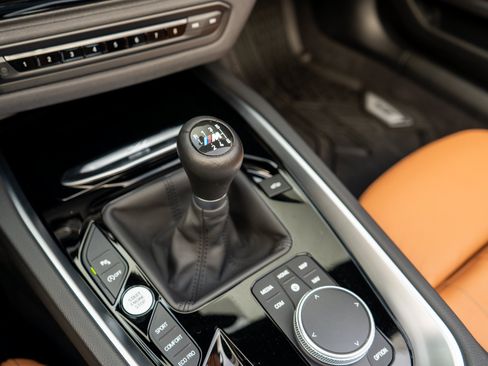 Used 2025 BMW Z4 M40i w/ Edition RWD image 24
