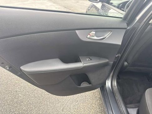 Used 2024 Kia Forte LXS FWD image 14