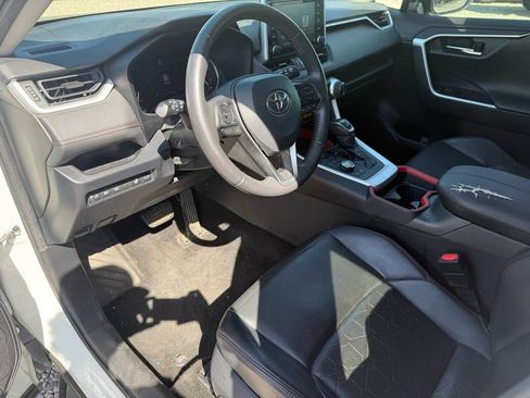 Used 2020 Toyota RAV4 TRD Off-Road w/ TRD Off-Road Weather Package AWD/4WD image 30