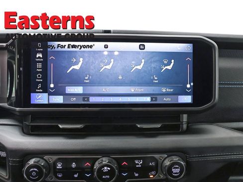 Used 2025 Jeep Wrangler Unlimited Rubicon 4xe w/ Convenience Group image 12