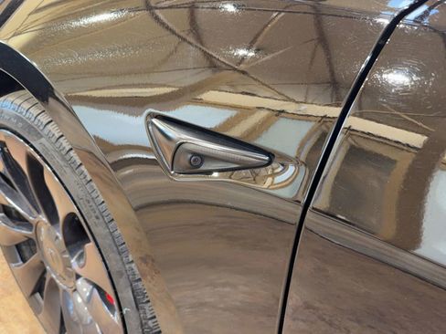 Used 2022 Tesla Model 3 Performance image 9