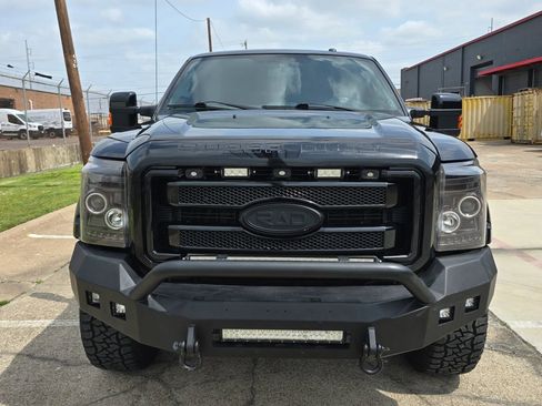 Used 2016 Ford F250 Platinum image 3