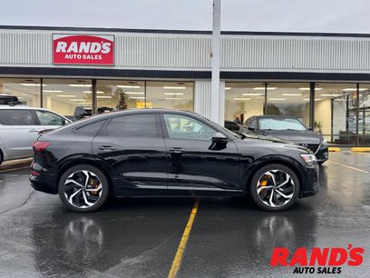 Used 2022 Audi e-tron Premium Plus w/ Premium Plus Package