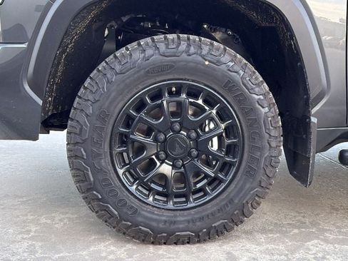 New 2026 Toyota Tundra SR5 AWD/4WD image 25