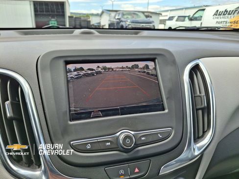 Used 2023 Chevrolet Equinox LS w/ LS Convenience Package AWD/4WD image 14