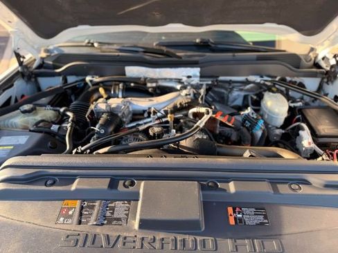 Used 2015 Chevrolet Silverado 3500 LT w/ LT Convenience Package image 11