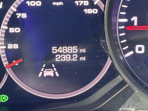 Used 2020 Porsche Cayenne S image 22