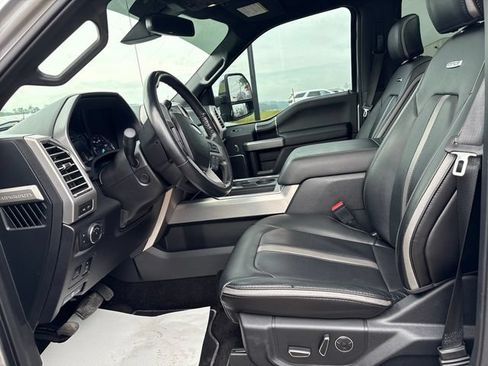 Used 2018 Ford F250 Platinum AWD/4WD image 8