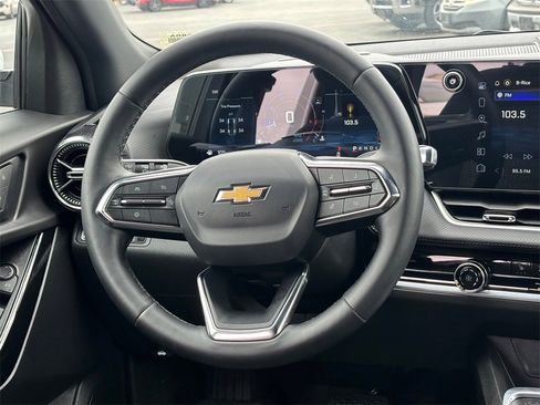 Used 2026 Chevrolet Equinox LT image 27