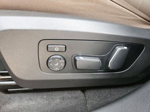 Used 2025 BMW X3 xDrive30i AWD/4WD image 17