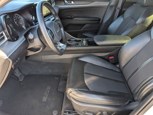 Used 2024 Kia K5 GT-Line image 14