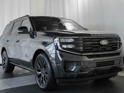 Used 2025 Ford Expedition Platinum w/ Stealth Appearance Package