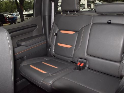 Used 2023 GMC Sierra 1500 AT4 AWD/4WD image 19