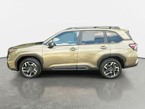 Used 2025 Subaru Forester Limited AWD/4WD image 4