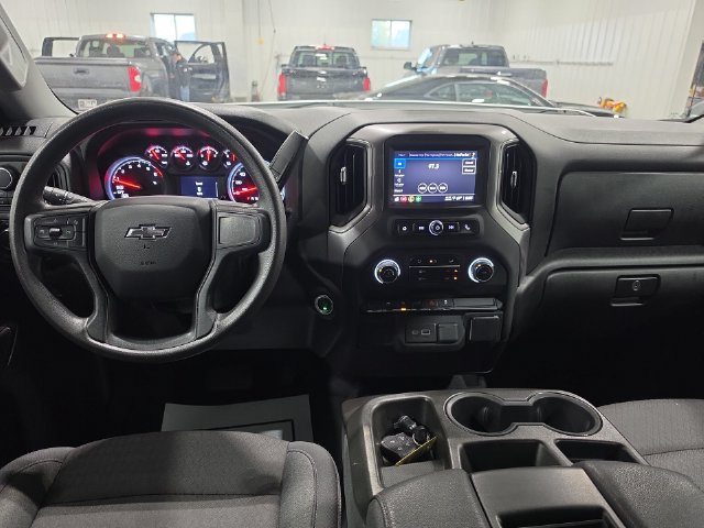 Used 2024 Chevrolet Silverado 1500 Custom w/ Rally Edition AWD/4WD image 9