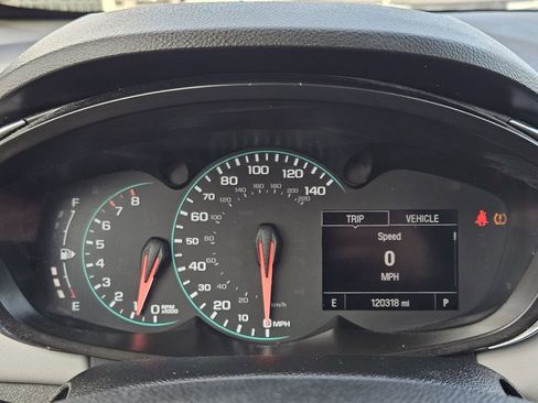 Used 2018 Chevrolet Trax LS FWD image 19