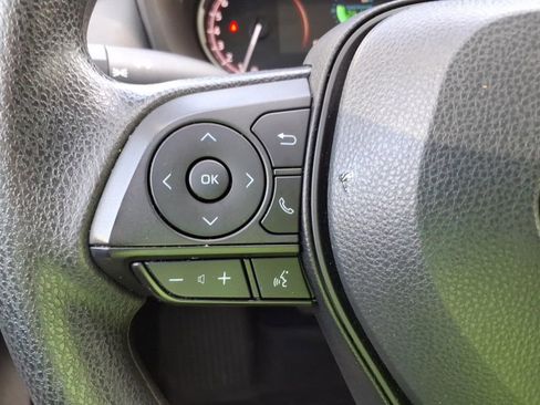 Used 2024 Toyota RAV4 LE FWD image 20