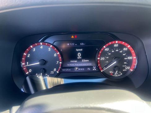 Used 2024 Nissan Frontier PRO-4X w/ Off-Road Protection Package image 16