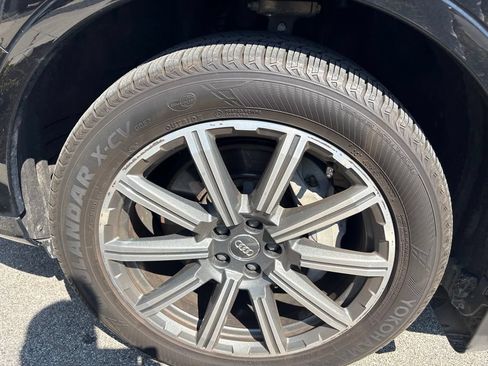 Used 2017 Audi Q7 2.0T Premium Plus w/ Premium Plus Package AWD/4WD image 16