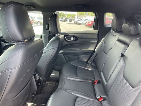 Used 2022 Jeep Compass Latitude w/ Convenience Group AWD/4WD image 11