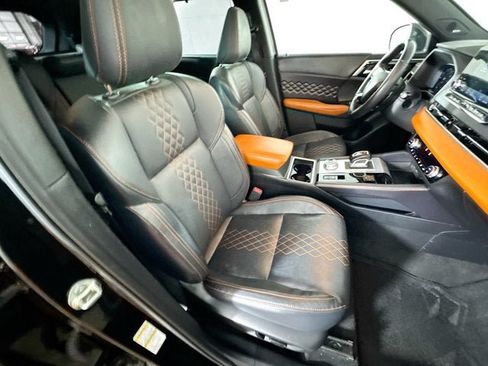 Used 2023 Mitsubishi Outlander SEL AWD/4WD image 25