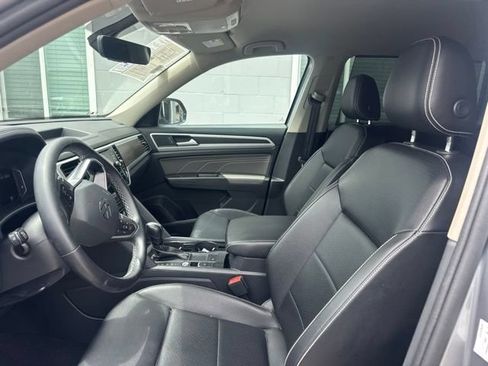 Used 2022 Volkswagen Atlas SE FWD image 9