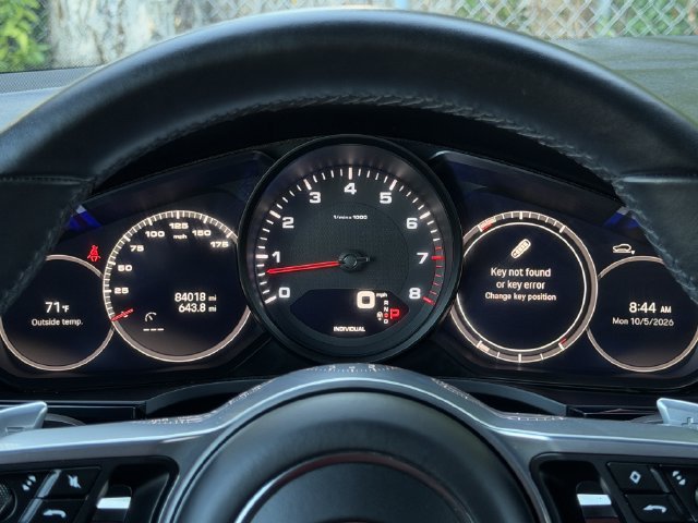 Used 2023 Porsche Cayenne Platinum Edition AWD/4WD image 17
