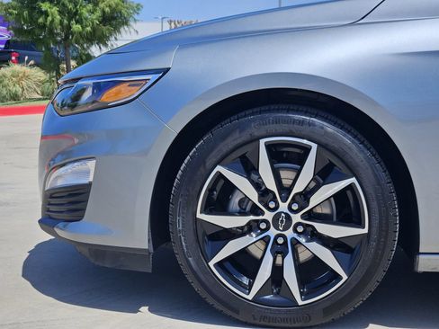 Certified 2025 Chevrolet Malibu RS FWD image 11