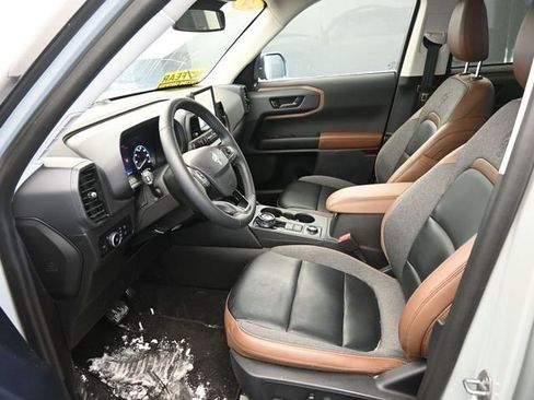 Used 2024 Ford Bronco Sport Outer Banks image 15