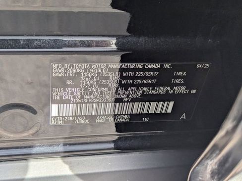 Used 2025 Toyota RAV4 XLE FWD image 35