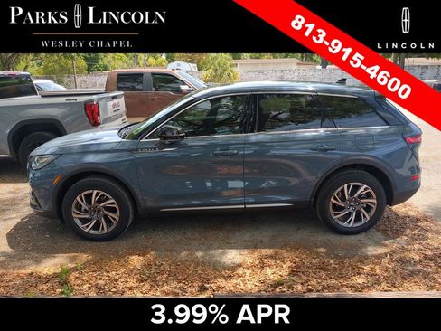 Used 2023 Lincoln Corsair FWD w/ Equipment Group 101A image 6