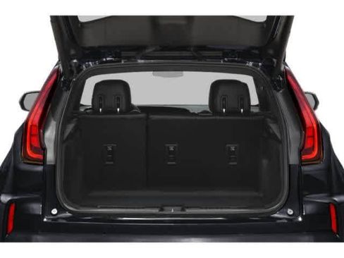 Used 2024 Cadillac XT4 Luxury FWD image 14