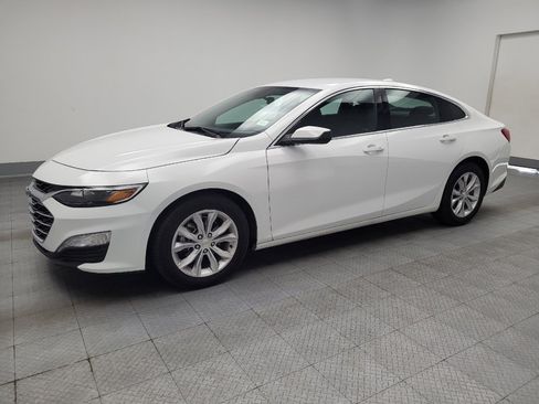 Used 2024 Chevrolet Malibu LT FWD image 2