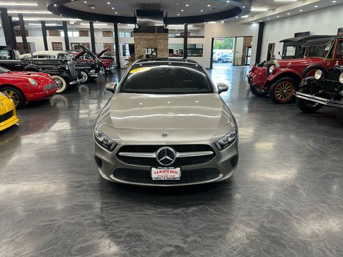 Used 2019 Mercedes-Benz A 220 4MATIC image 3