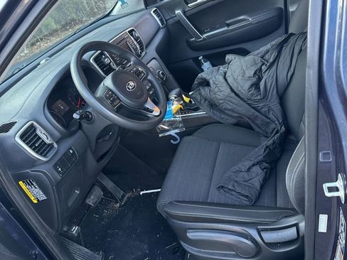 Used 2018 Kia Sportage LX image 14