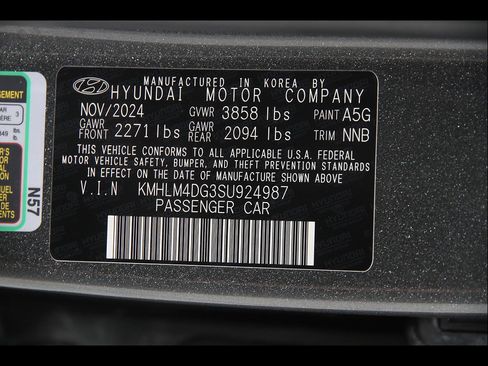 Certified 2025 Hyundai Elantra Sport FWD image 21